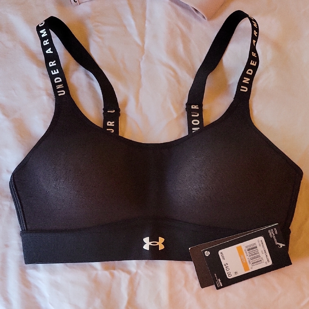 Under Armour Black Fitted Sports Bra